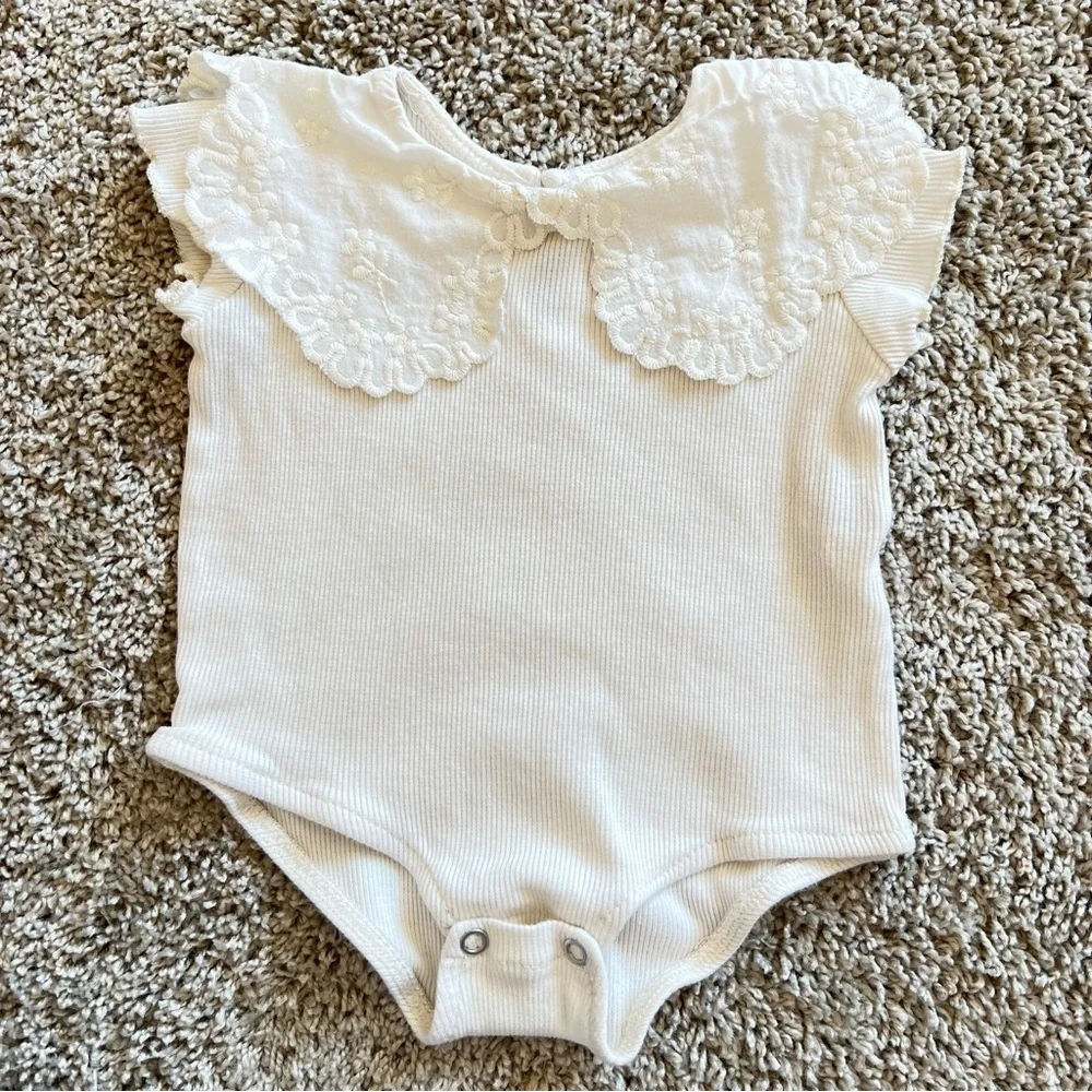Zara Baby Cream Colored Bib Collar Ribbed Bodysuit 6-9 Months - Picture 3 of 4